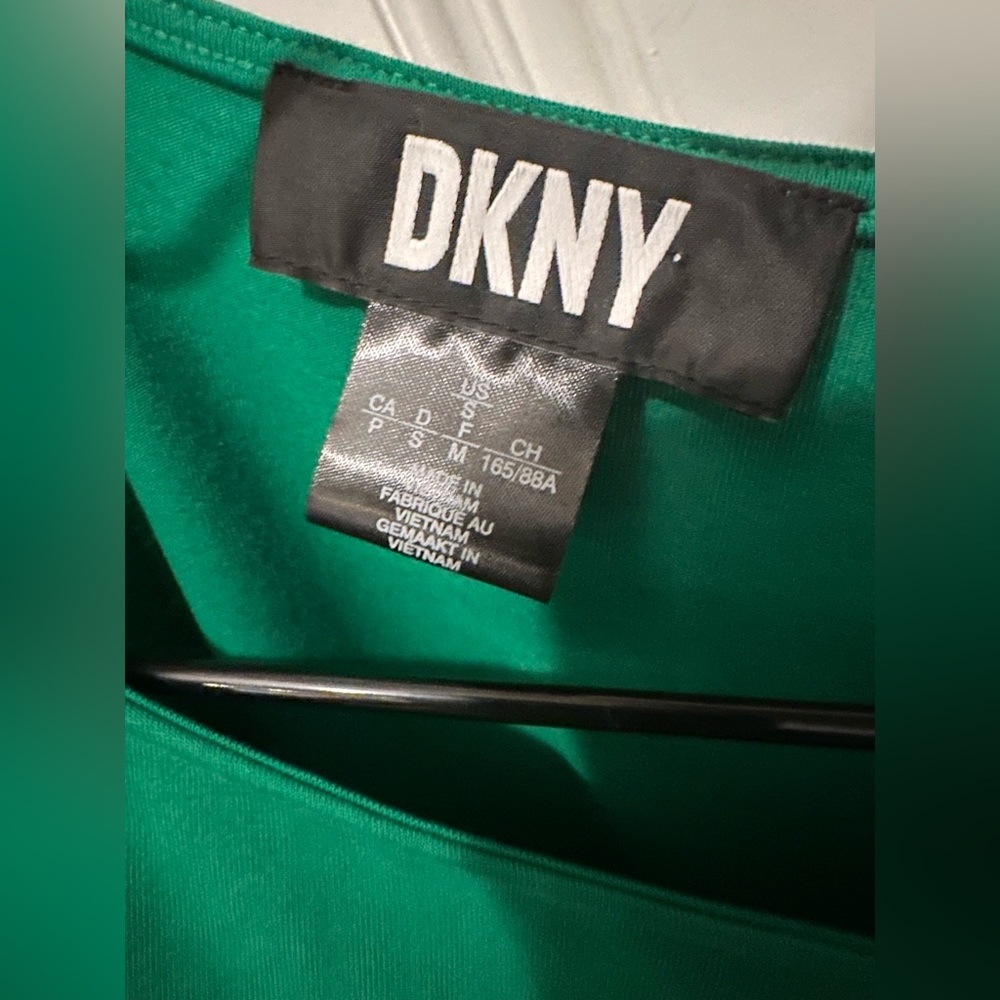 NWT DKNY Wrap Dress - Small - Picture 3 of 3